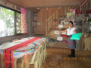 Гостиница Lhorens Inn and Restaurant  Banaue